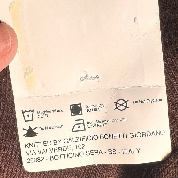 Italian  brown knee high socks with orange & yellow flowers. One size fits most. - Picture 5 of 5